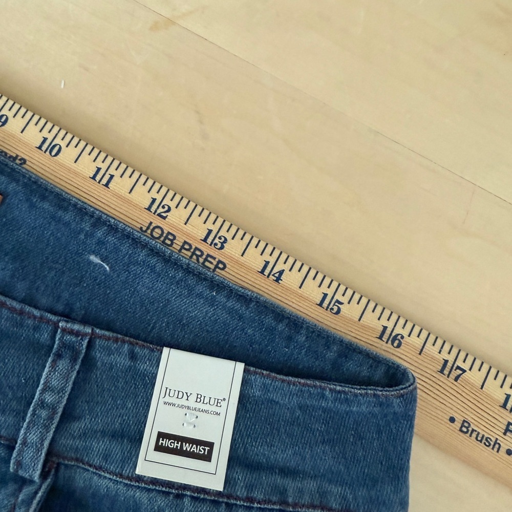 Judy Blue High Waist Button Fly Medium Wash Stretch Jeans - XL - Picture 5 of 11